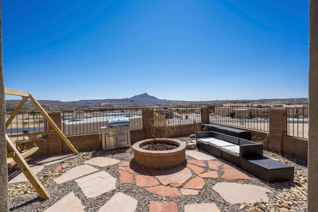 Turtleback Oasis - Minutes To Lake, Hot Springs, Golf - Luxurious, Spacious And Equipped Elephant Butte Exterior foto